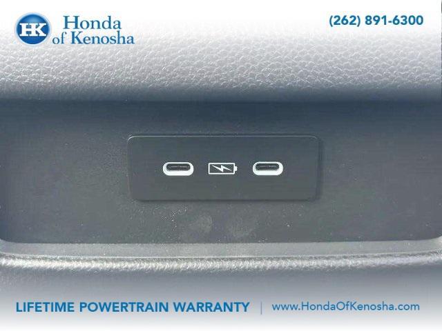 new 2025 Honda Pilot car, priced at $47,550