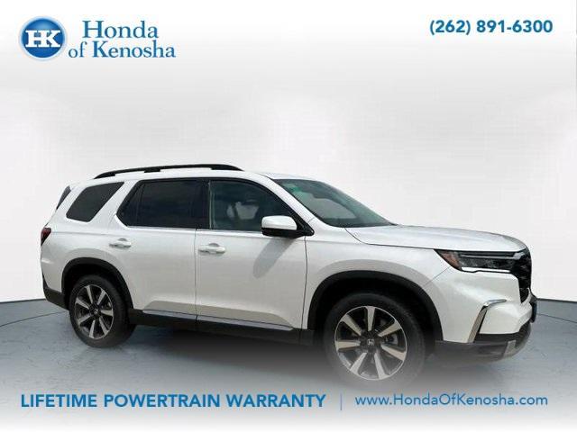 new 2025 Honda Pilot car, priced at $53,225
