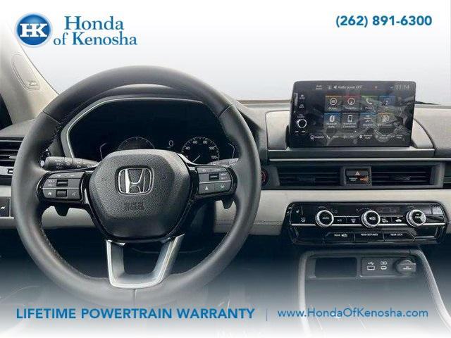 new 2025 Honda Pilot car, priced at $53,225