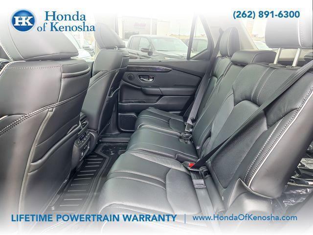 new 2025 Honda Pilot car