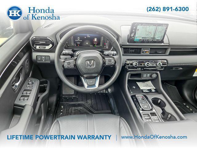 new 2025 Honda Pilot car