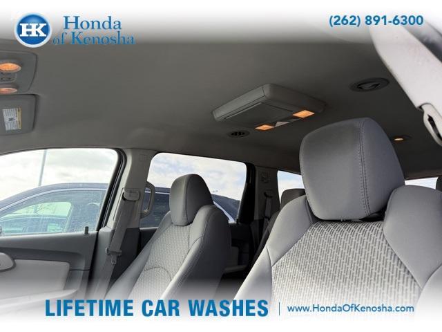 used 2009 Chevrolet Traverse car, priced at $5,000