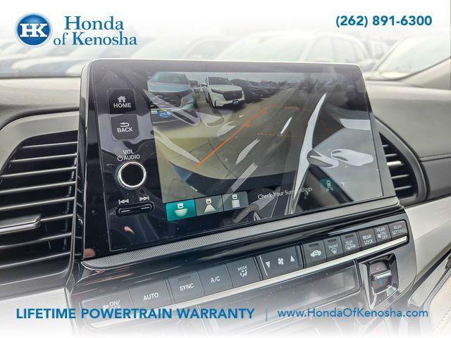 new 2026 Honda Odyssey car, priced at $48,990