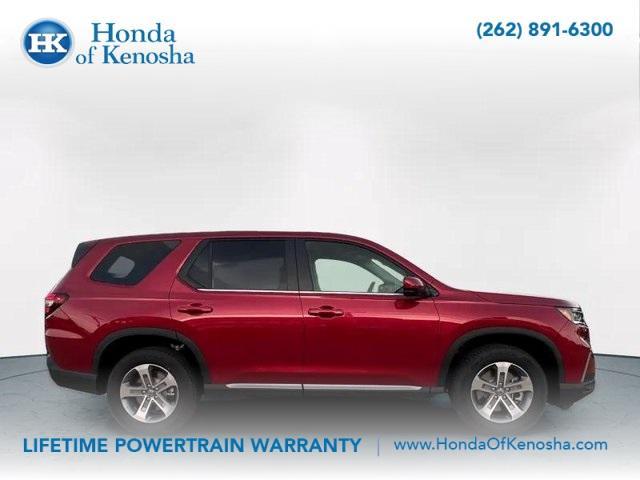 new 2025 Honda Pilot car, priced at $47,550