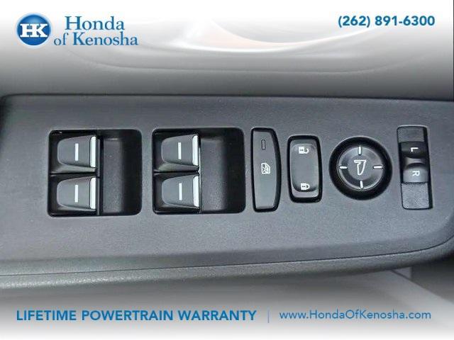 new 2025 Honda Pilot car, priced at $47,550