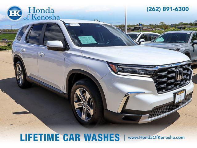 used 2025 Honda Pilot car, priced at $41,150