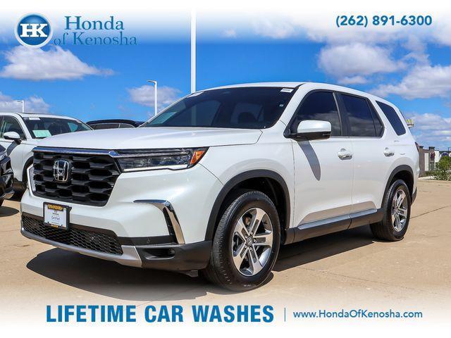 used 2025 Honda Pilot car, priced at $43,753