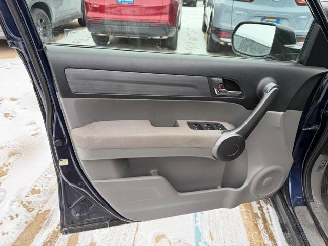 used 2009 Honda CR-V car, priced at $8,000