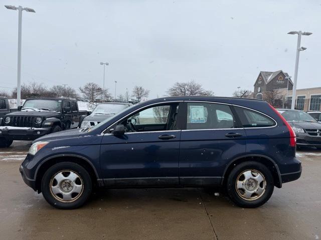used 2009 Honda CR-V car, priced at $7,000