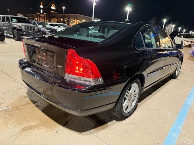 used 2006 Volvo S60 car, priced at $5,000