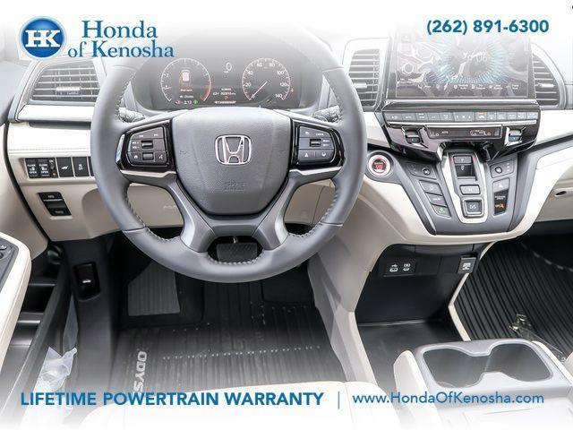 new 2026 Honda Odyssey car, priced at $45,243
