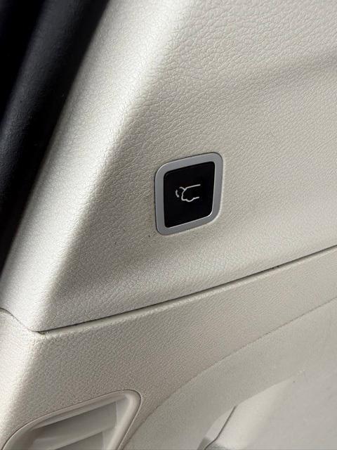 used 2017 Chrysler Pacifica car, priced at $12,991