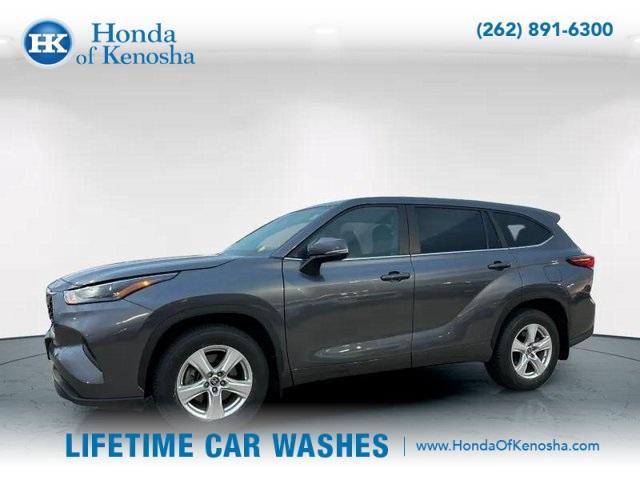 used 2023 Toyota Highlander car, priced at $31,658