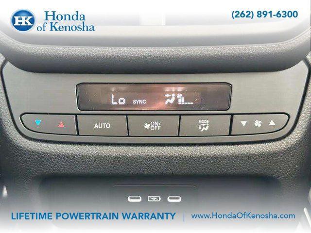 new 2025 Honda Pilot car, priced at $51,550