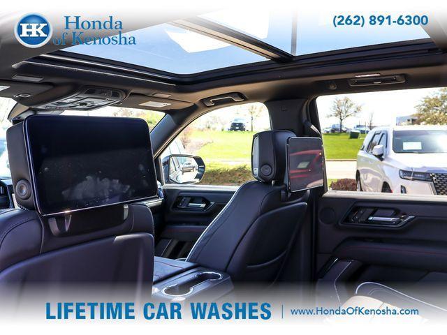 used 2025 GMC Yukon car, priced at $86,631