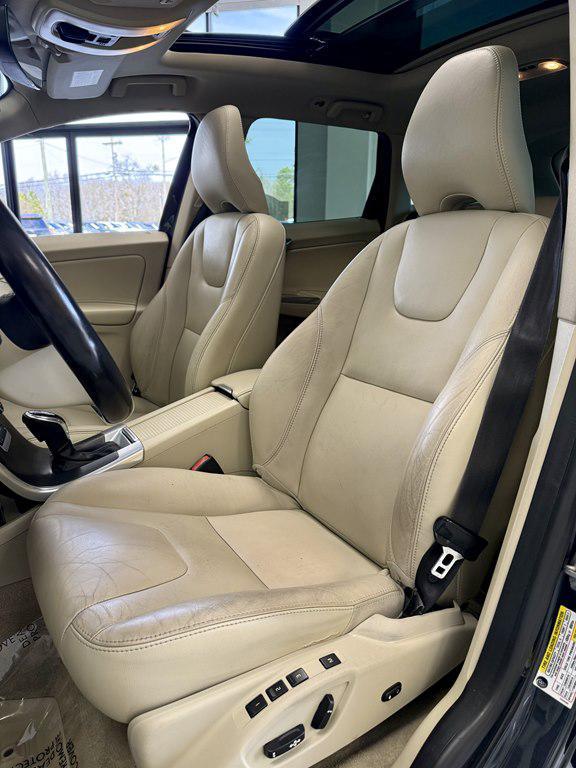 used 2016 Volvo XC60 car, priced at $11,995