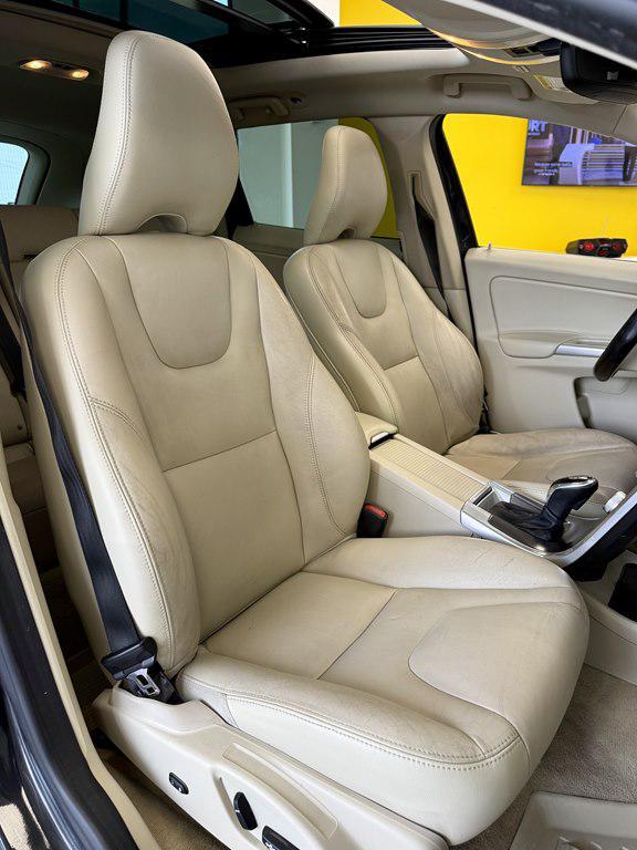 used 2016 Volvo XC60 car, priced at $11,995