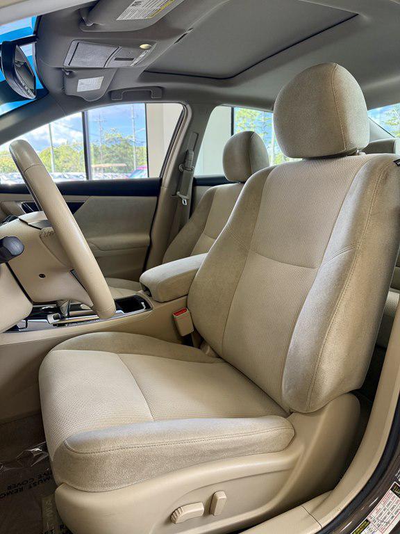 used 2013 Nissan Altima car, priced at $14,995