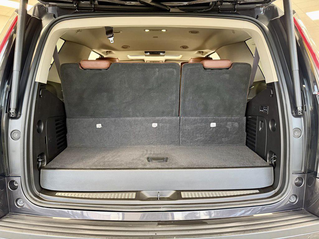 used 2016 Cadillac Escalade car, priced at $26,995