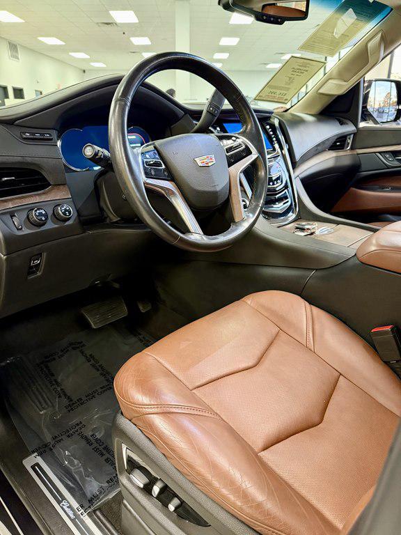 used 2016 Cadillac Escalade car, priced at $26,995