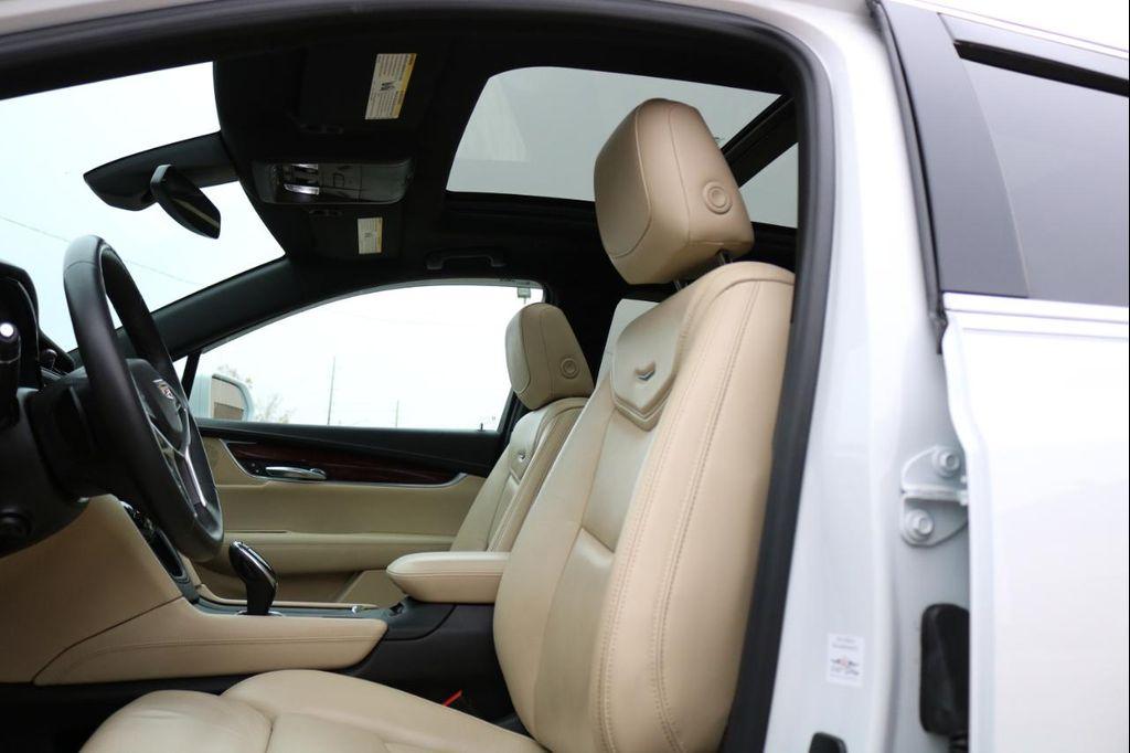 used 2017 Cadillac XT5 car, priced at $20,500