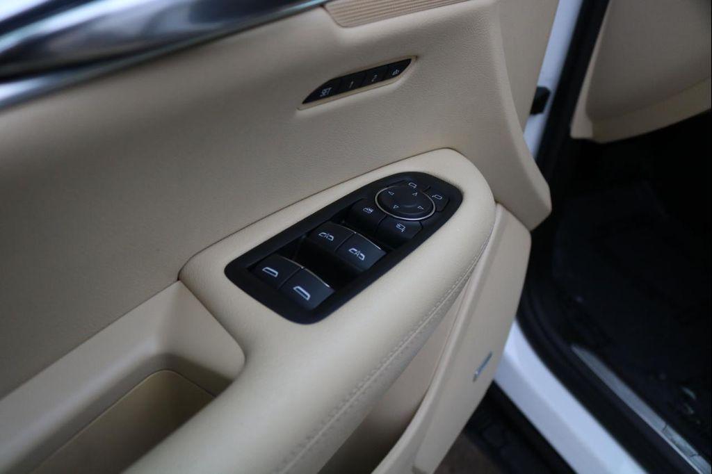 used 2017 Cadillac XT5 car, priced at $20,500