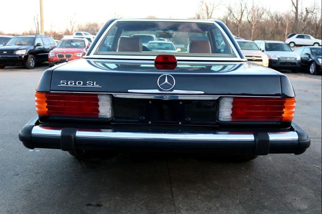 used 1986 Mercedes-Benz SL-Class car, priced at $25,000