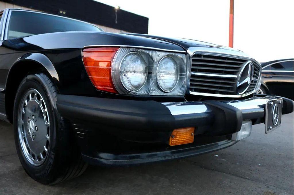 used 1986 Mercedes-Benz SL-Class car, priced at $25,000