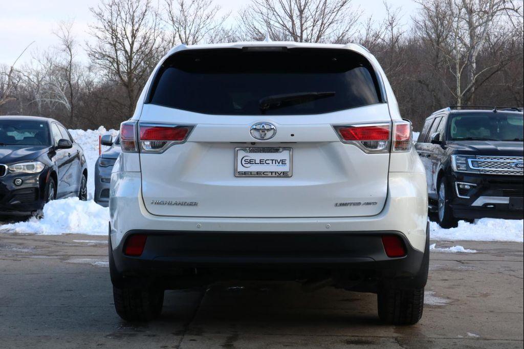 used 2016 Toyota Highlander car, priced at $24,888