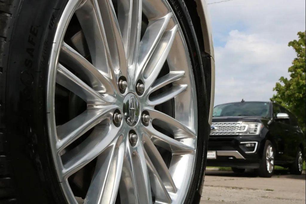 used 2019 Lincoln MKT car, priced at $19,995