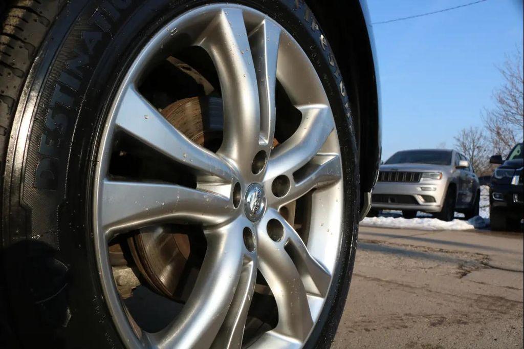 used 2012 Nissan Murano car, priced at $6,000