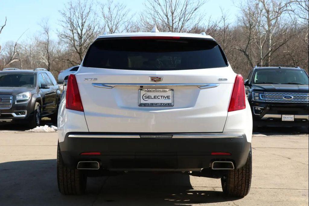 used 2017 Cadillac XT5 car, priced at $18,000