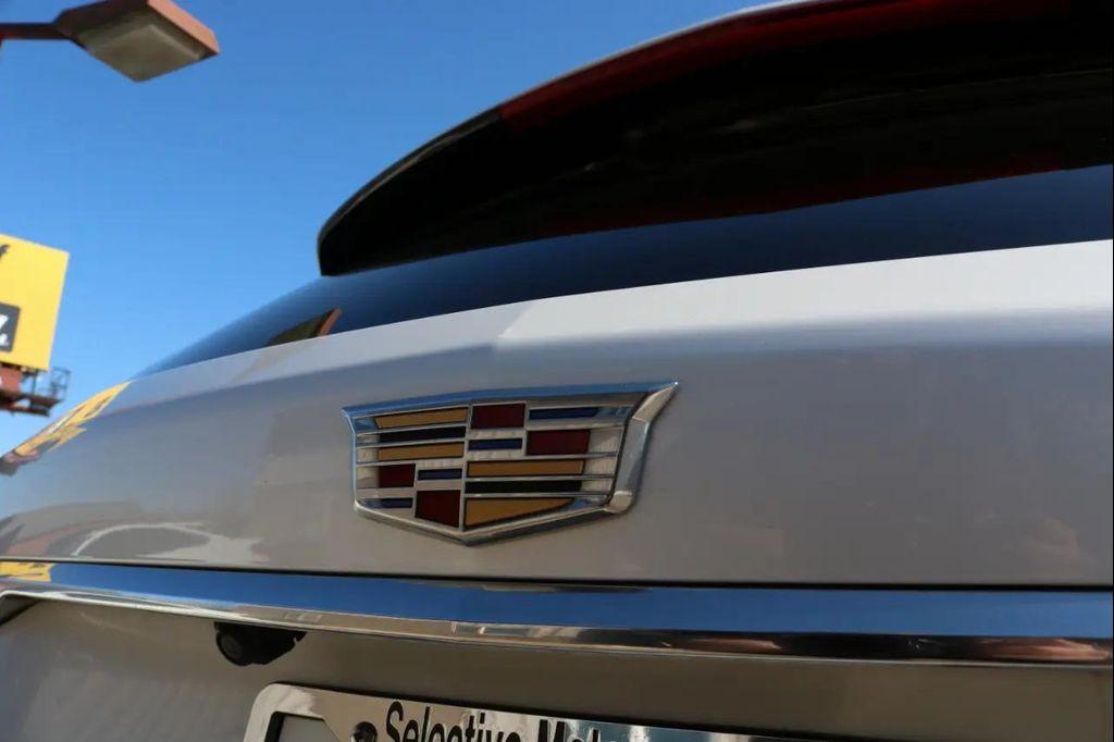 used 2017 Cadillac XT5 car, priced at $18,000