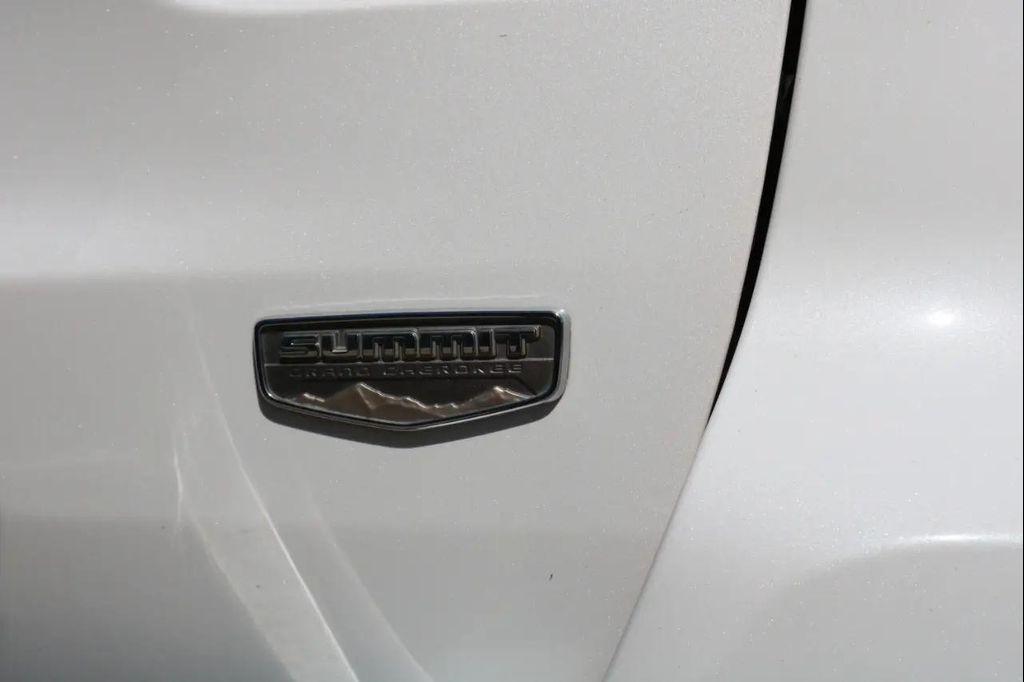 used 2018 Jeep Grand Cherokee car, priced at $26,995