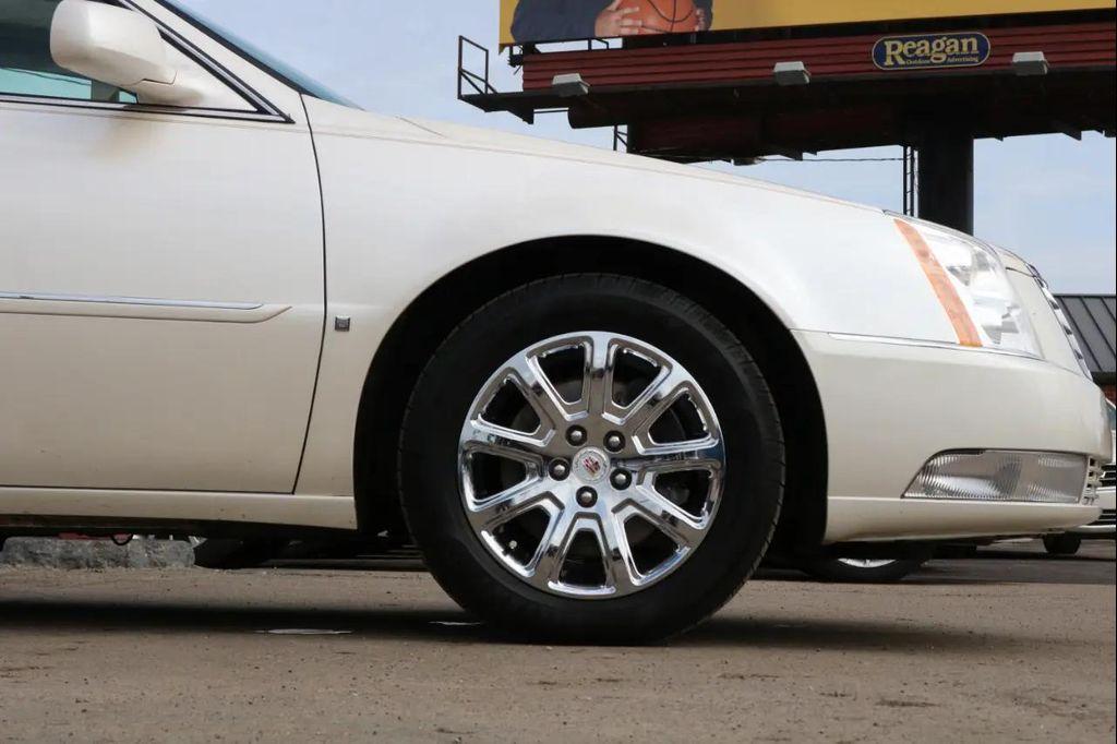 used 2009 Cadillac DTS car, priced at $8,400