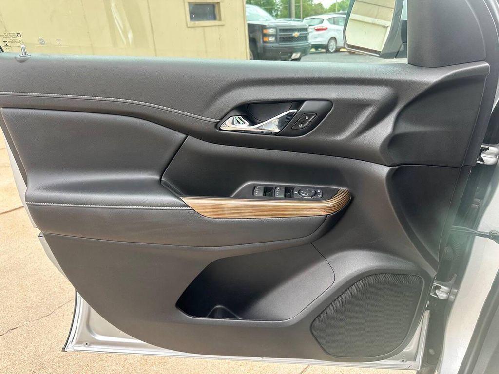 used 2019 GMC Acadia car, priced at $18,995