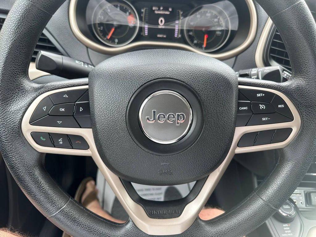 used 2018 Jeep Cherokee car, priced at $16,995