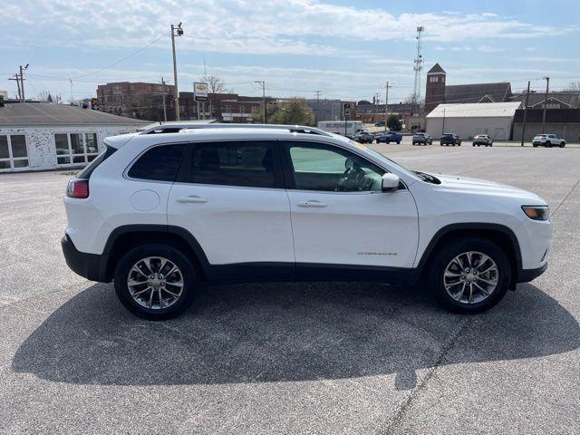 used 2019 Jeep Cherokee car, priced at $16,369