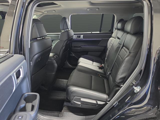 used 2024 Hyundai Santa Fe car, priced at $32,459