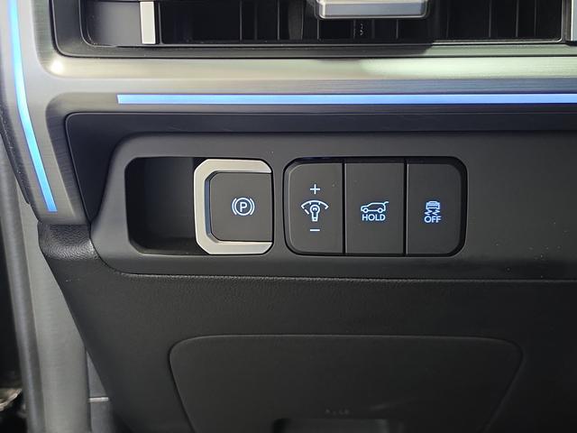 used 2024 Hyundai Santa Fe car, priced at $32,459