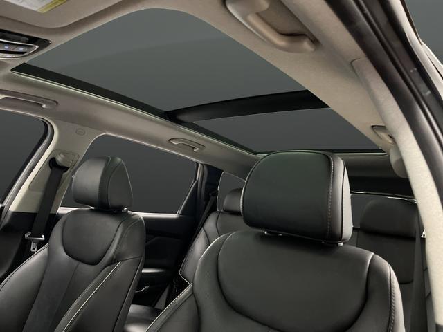 used 2023 Hyundai Santa Fe car, priced at $27,427