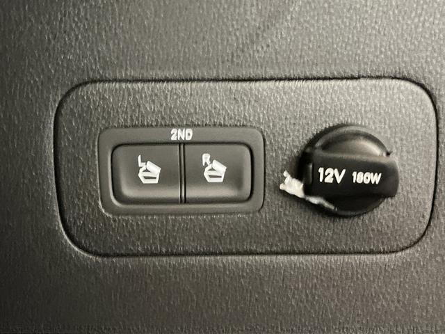 used 2023 Hyundai Santa Fe car, priced at $27,427