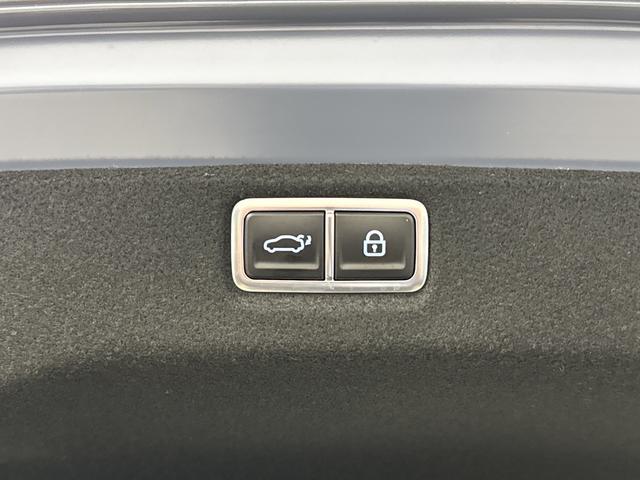 used 2025 Hyundai Sonata Hybrid car, priced at $29,483