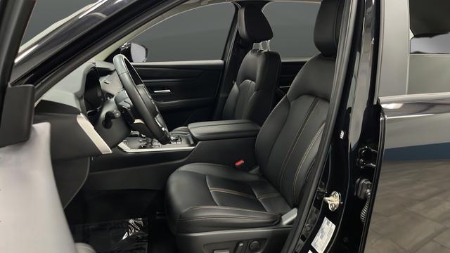 used 2024 Mazda CX-90 car, priced at $28,324