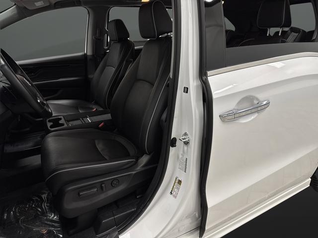 used 2023 Honda Odyssey car, priced at $39,472