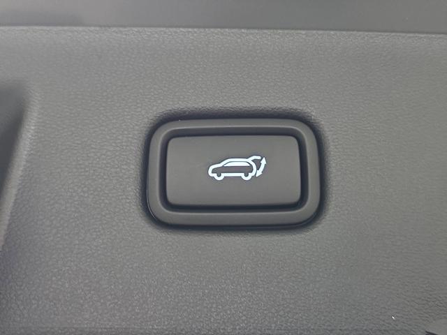 new 2026 Hyundai TUCSON Hybrid car, priced at $42,006