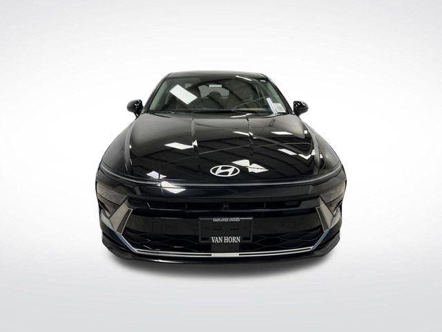 used 2025 Hyundai Sonata Hybrid car, priced at $26,193