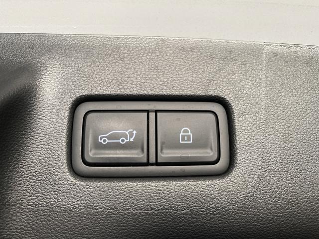 used 2025 Hyundai Santa Fe car, priced at $37,791