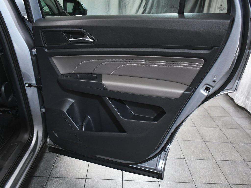 used 2021 Volkswagen Atlas Cross Sport car, priced at $25,490