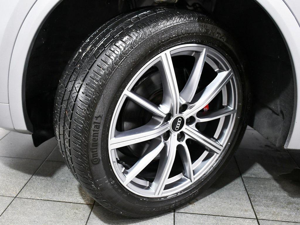 used 2022 Audi SQ5 car, priced at $26,990